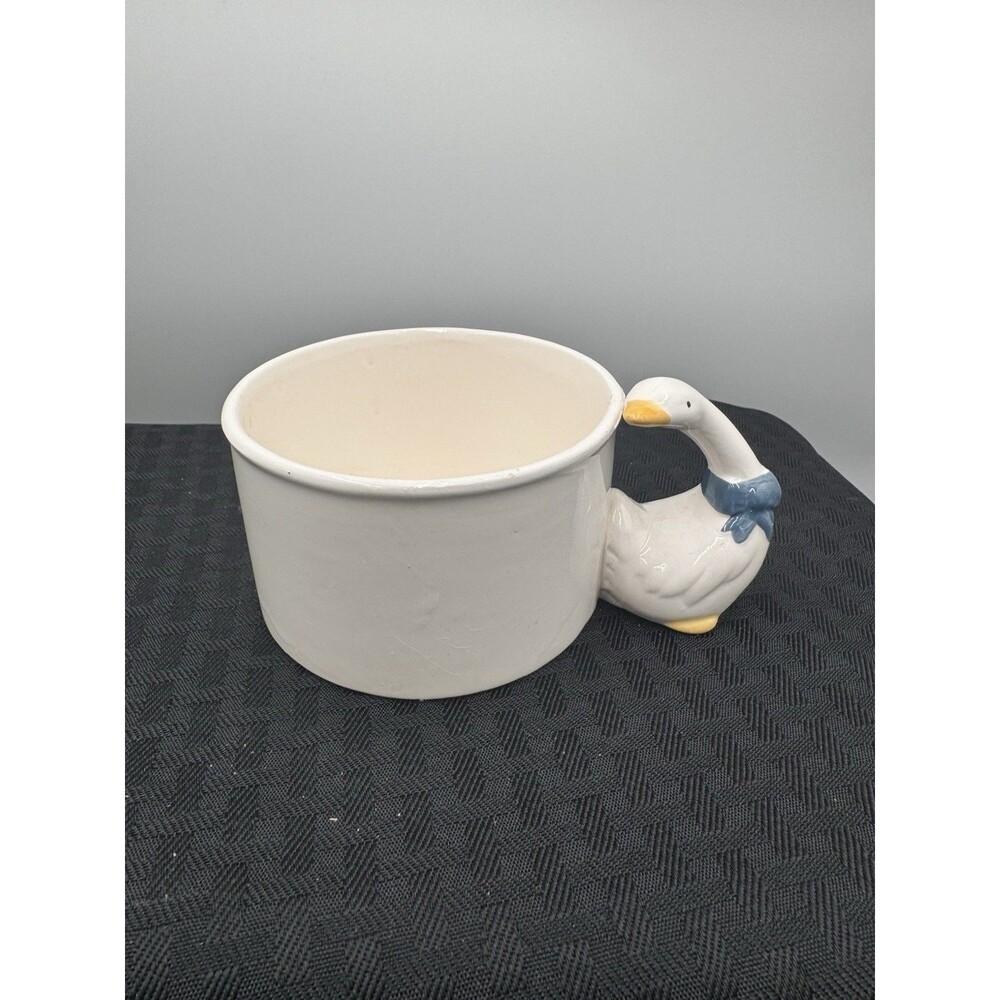House of Lloyd Goose Handle Ceramic Soup Bowl Hand Painted Taiwan 1988 Vintage